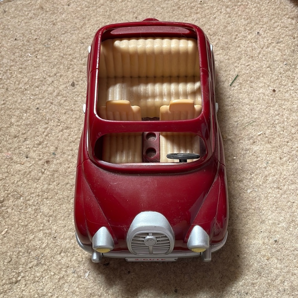Calico Critter’s Cherry Cruiser